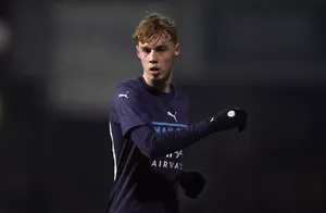 Rising Man City star Cole Palmer must be ready to seize chance –  Borrell