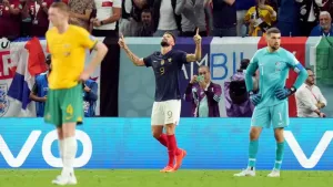 Olivier Giroud equals Thierry Henry record as France power past Australia