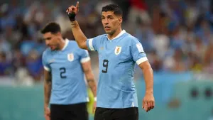 Uruguay and South Korea start World Cup campaigns with lacklustre draw