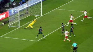 Wojciech Szczesny penalty save helps Poland claim hard-fought Saudi Arabia win
