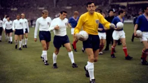5 memorable meetings between England and France