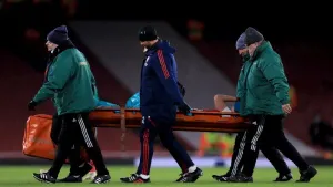 Arsenal striker Vivianne Miedema ‘absolutely gutted’ after suffering ACL injury