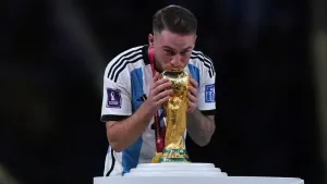 Brighton boss Roberto De Zerbi proud of World Cup-winner Alexis Mac Allister