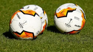 Chesterfield secure comeback win over struggling Scunthorpe