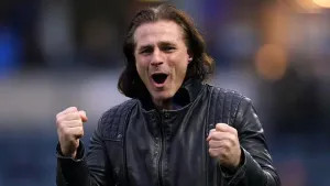 Gareth Ainsworth delighted as Wycombe knock Ipswich off summit with win
