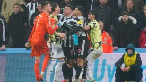 Newcastle’s winning run ends with goalless draw at home to Leeds