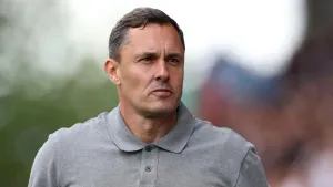 Paul Hurst frustrated by two decisions as Grimsby go down to AFC Wimbledon