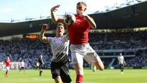 Robbie Cundy header earns Barnsley late win over Fleetwood
