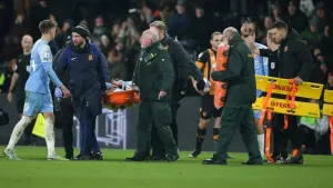 Sunderland’s Elliot Embleton taken to hospital with ‘bad injury’ after red card