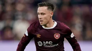 Barrie McKay strike earns Hearts hard-fought victory over St Mirren