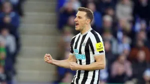 Chris Wood completes move to Nottingham Forest from Newcastle