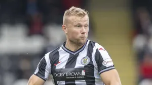 Curtis Main fires St Mirren into top six with winner against old club Motherwell
