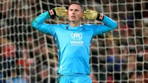 Dean Henderson’s semi-final absence ‘puts a dampener’ on Steve Cooper’s night