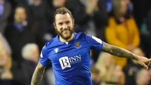 Forward Stevie May extends St Johnstone stay until summer of 2025