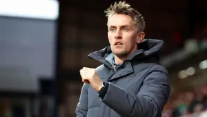 Kieran McKenna and Karl Robinson admit Oxford-Ipswich should have been stopped