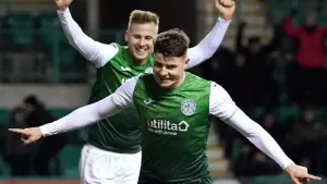 Lee Johnson challenges Hibernian squad to ease scoring burden on Kevin Nisbet