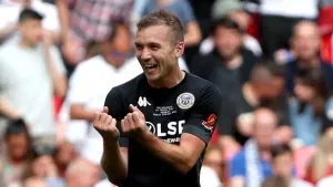 Michael Cheek double earns Bromley share of points against Aldershot