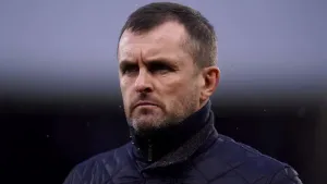 Nathan Jones: Southampton need to produce a performance to get fans back on side