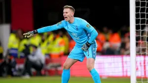 Nottingham Forest waiting to discover extent of Dean Henderson’s injury