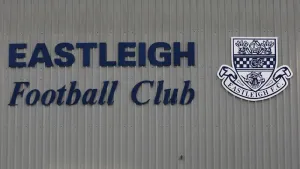 Quick-fire Eastleigh deliver dominant first-half display to demolish Dorking