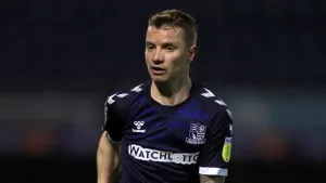 Southend boost play-off bid after ending winless run with Solihull scalp