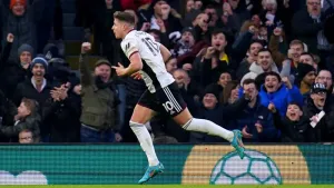 Tom Cairney equaliser earns replay for Fulham in FA Cup clash with Sunderland