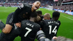 Arsenal get back on track as two late goals clinch win at Aston Villa