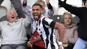 Jonah Ayunga knee injury a ‘huge blow’ as St Mirren striker faces six months out