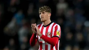 Late Dennis Cirkin header salvages Sunderland a draw at Millwall