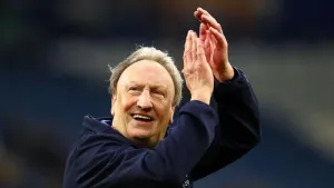 Neil Warnock: Huddersfield will ‘give it a go’ in battle to avoid relegation