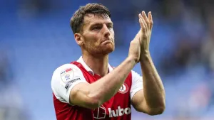 QPR sign free agent Chris Martin until end of season