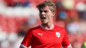 Quickfire Luca Connell sends Barnsley on their way to win at Port Vale