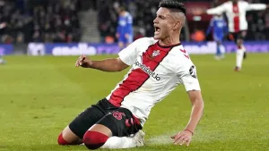 Carlos Alcaraz feels guilty after knee-slide goal celebration – Ruben Selles