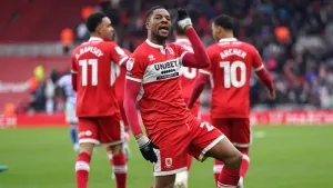 Chuba Akpom scores twice as Middlesbrough run riot against troubled Reading