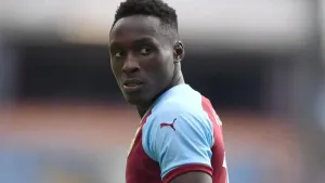 Dan Agyei scores winner as Crewe late show leaves Salford reeling