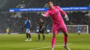 David Marshall demands strong Hibernian response to setback against Rangers