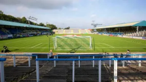 Former Morton player and manager Allan McGraw dies, aged 83