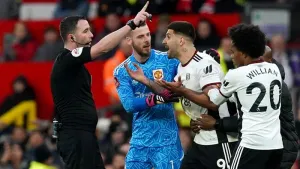 Man Utd book Wembley return as Fulham crumble after Aleksandar Mitrovic meltdown