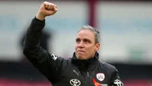 Michael Duff happy Barnsley ‘found a way’ to win at Wycombe