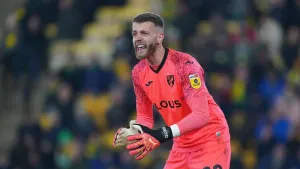 Norwich goalkeeper Angus Gunn eyeing Scotland call-up after switching allegiance