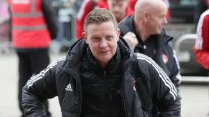 Scott Brown believes Barry Robson has earned permanent shot at Aberdeen job