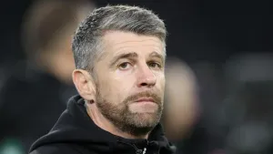 Stephen Robinson hopes players will accept new contract offers at St Mirren