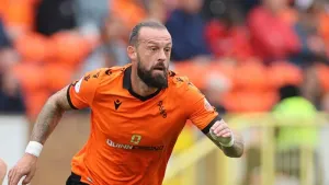 Steven Fletcher on target for Dundee United but St Mirren hit back for a point