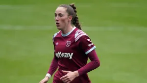 West Ham’s Lucy Parker criticises own club over lack of London Stadium fixture