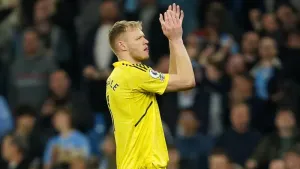 Aaron Ramsdale says Arsenal are not giving up on their title dream