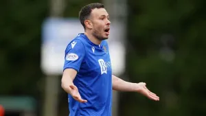Aberdeen stretch winning run at St Johnstone as Andy Considine sees red