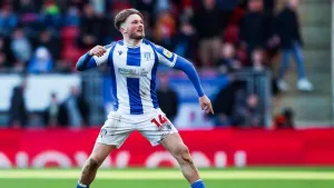 Colchester claim much-needed win over Salford to boost survival hopes