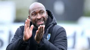 Darren Moore hails Sheffield Wednesday’s professionalism