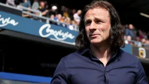 Gareth Ainsworth: QPR can avoid relegation despite worrying form