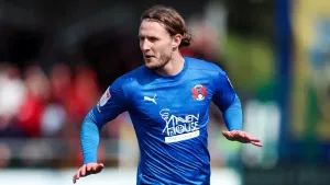 Kieran Sadlier strikes as Leyton Orient close in on promotion with win at Sutton